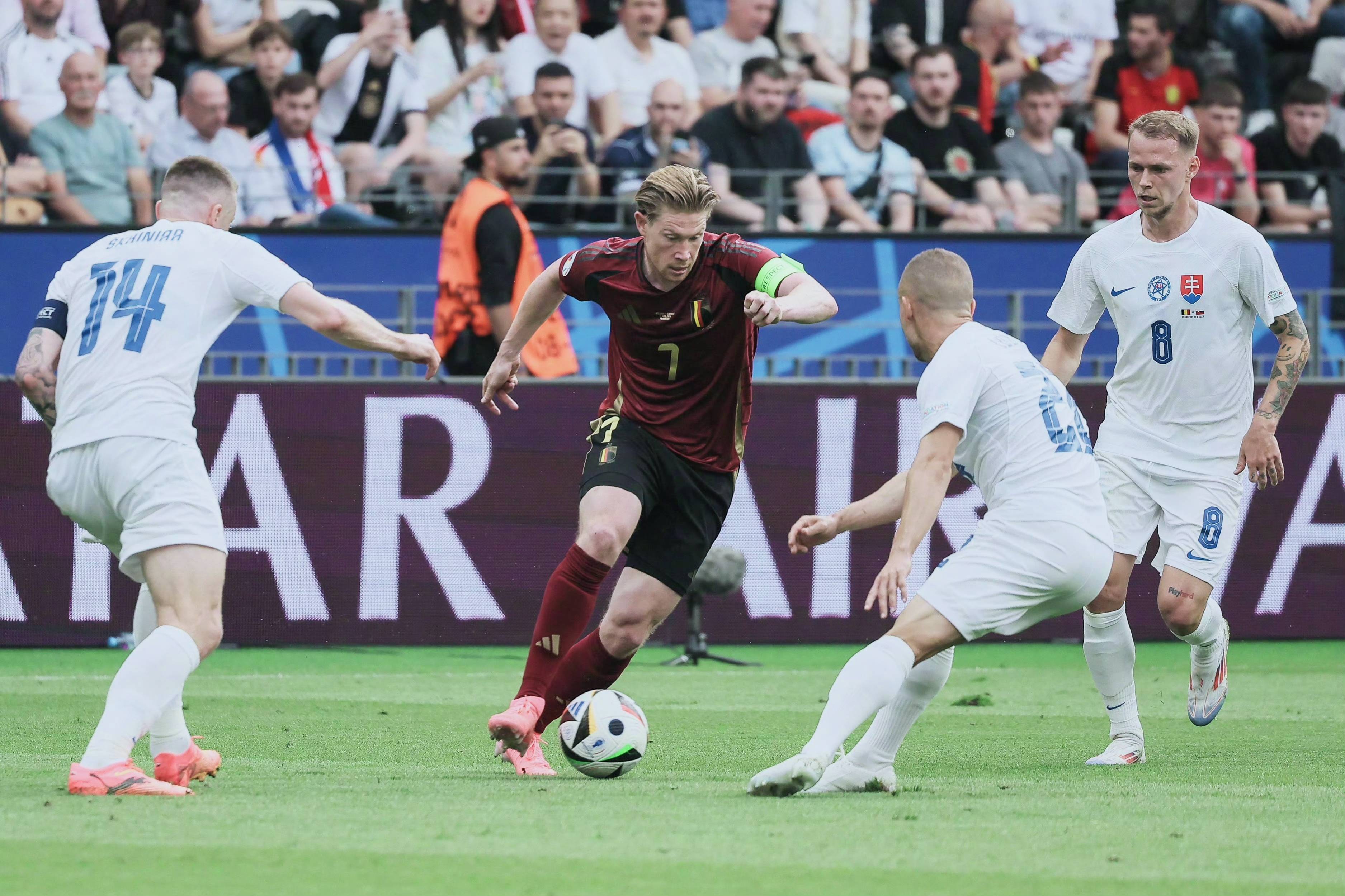 关于独特表现!斯洛伐克队逆袭匈牙利队的信息 关于独特表现!斯洛伐克队逆袭匈牙利队的信息