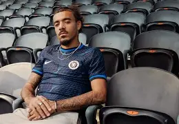 C7娱乐-切尔西客场失利，主帅战术遭到质疑的简单介绍